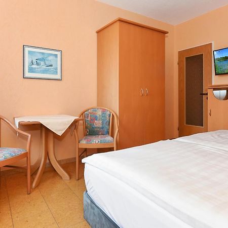 Hotel-Pension Altes Siel Bensersiel Exterior foto