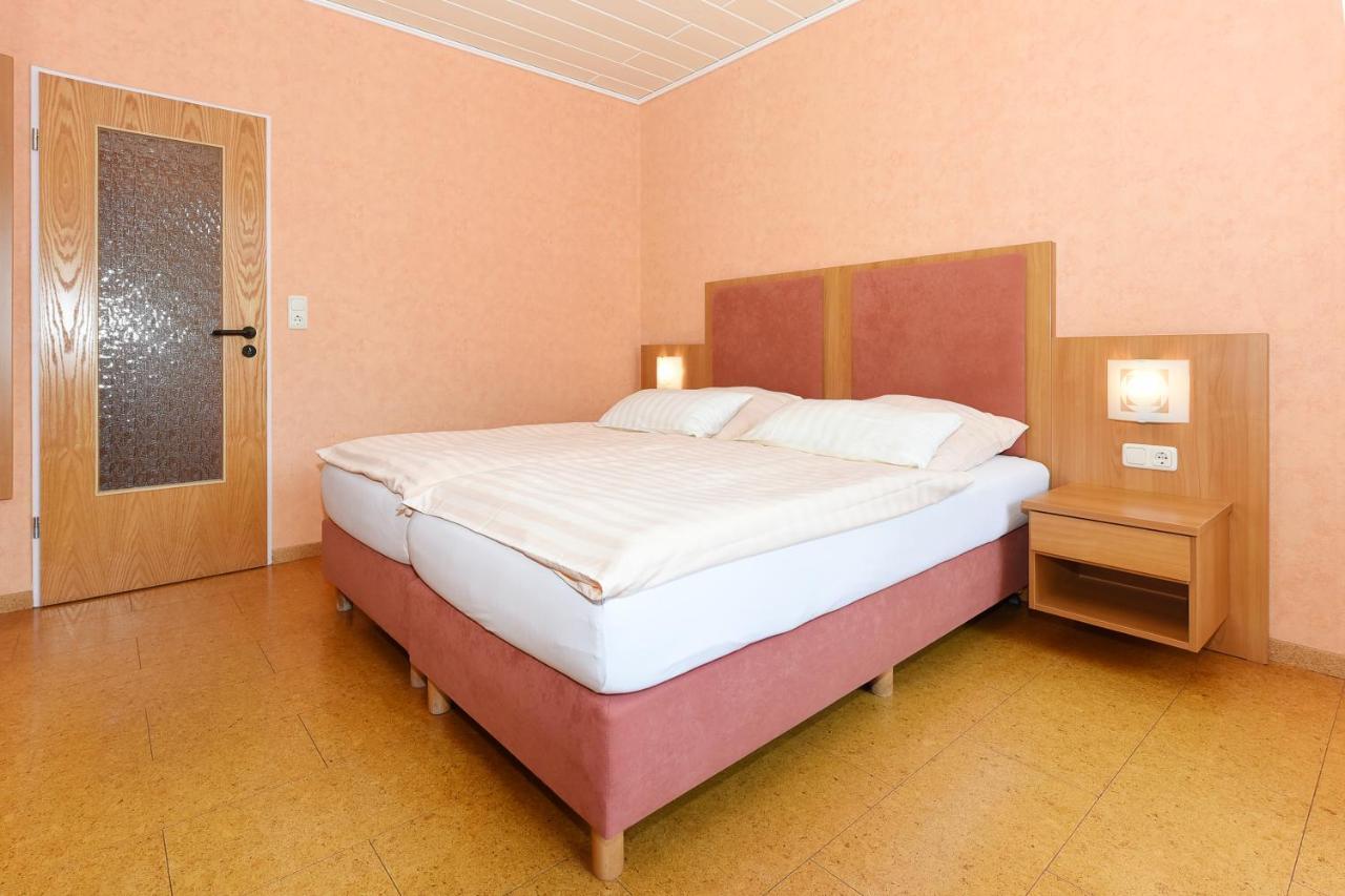 Hotel-Pension Altes Siel Bensersiel Exterior foto